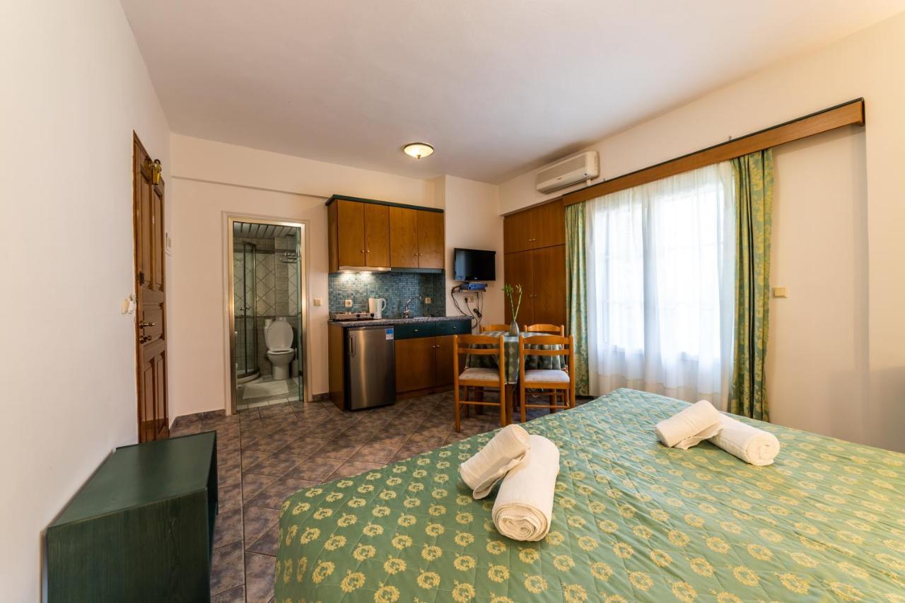 Hotel Odeon Vasilikí Extérieur photo